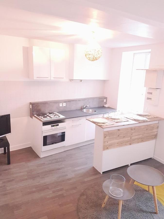 Charmant Logement A Vierzon Centre Exteriör bild